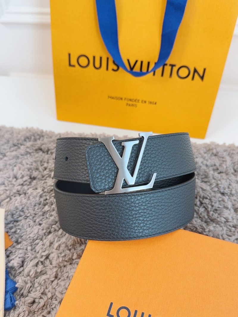 l0vis Vvtt0n belts